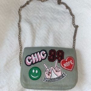 This is a purse I got a while back it’s been used a couple times but still good